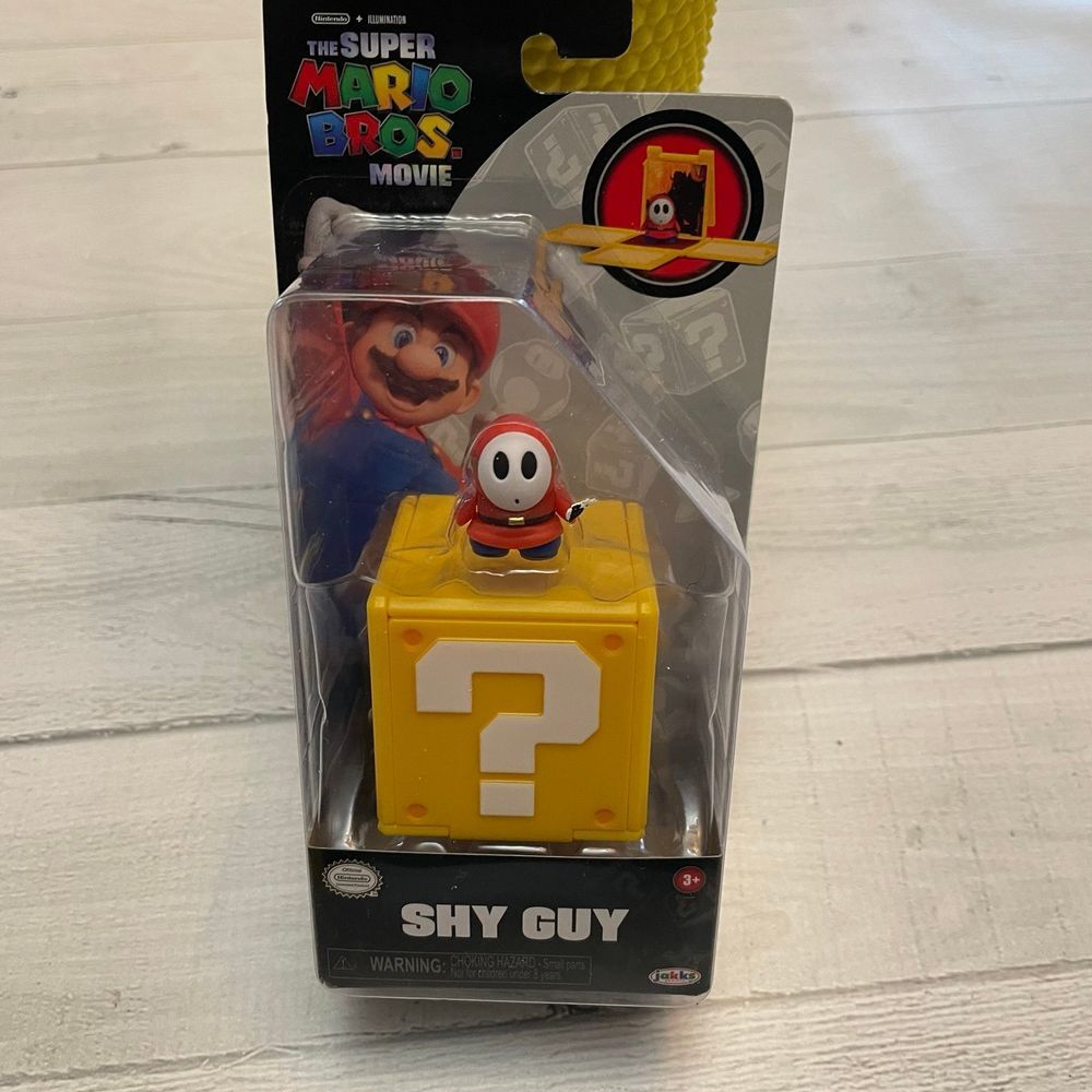 Nintendo Super Mario Movie Mini shy Guy Play Figure